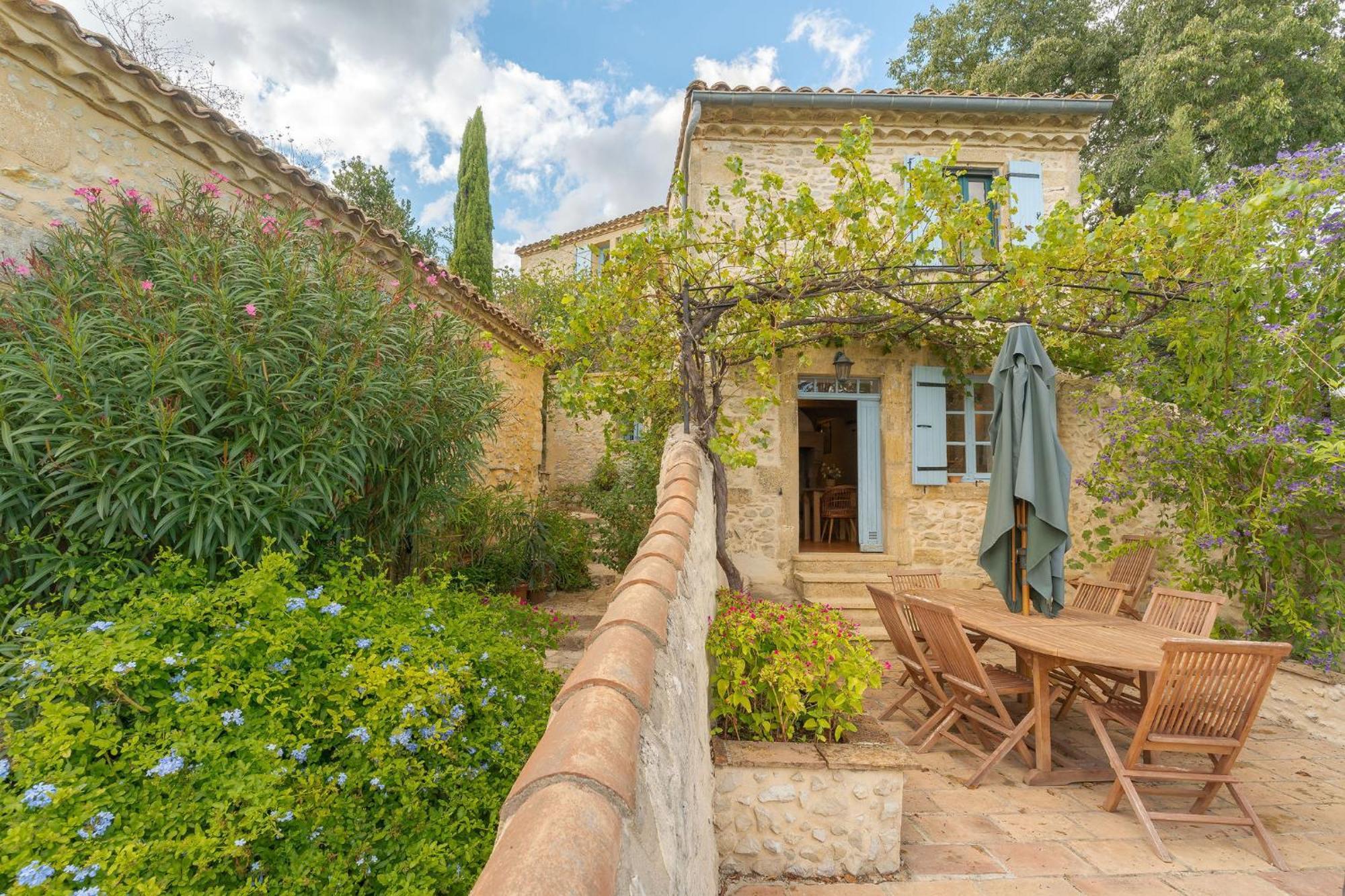 Les Calades Villa Lédenon Exteriör bild